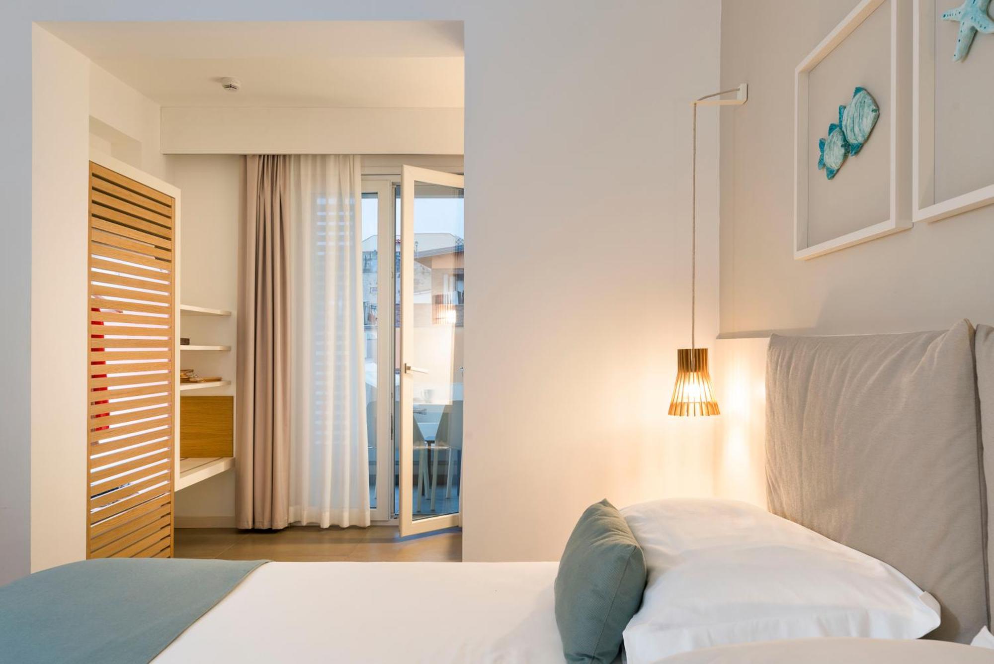 Albatros Beach Hotel 레토이아니 외부 사진